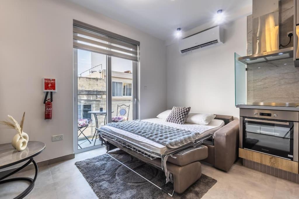 Velvet Noir Apartment By Soea Sliema Kültér fotó