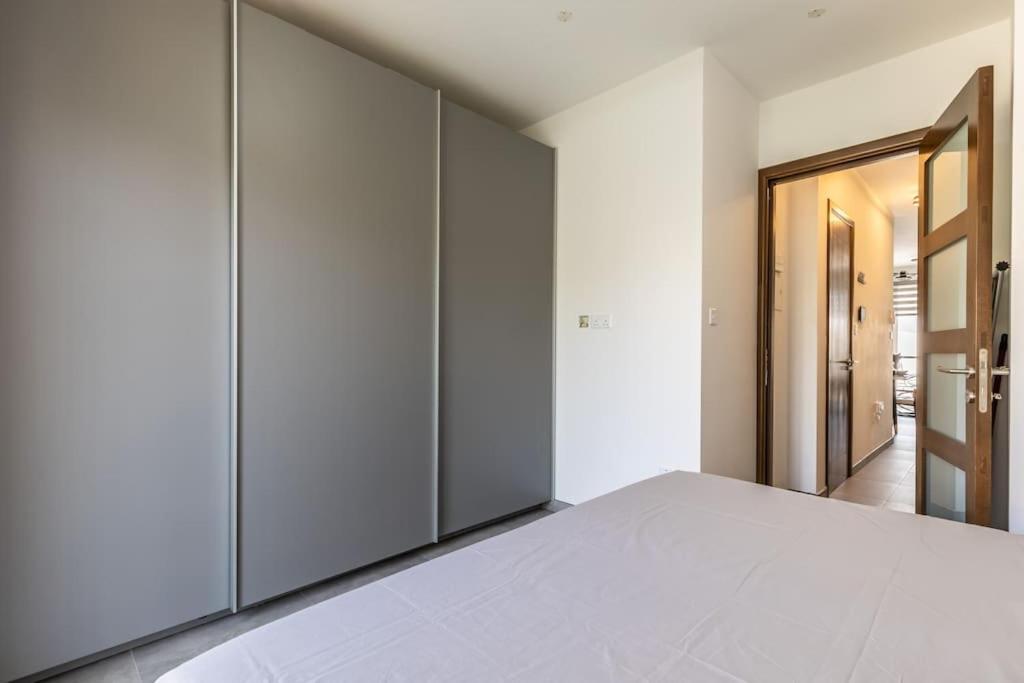Velvet Noir Apartment By Soea Sliema Kültér fotó